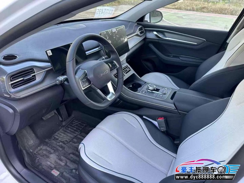 24年比亚迪驱逐舰轿车抵押车出售