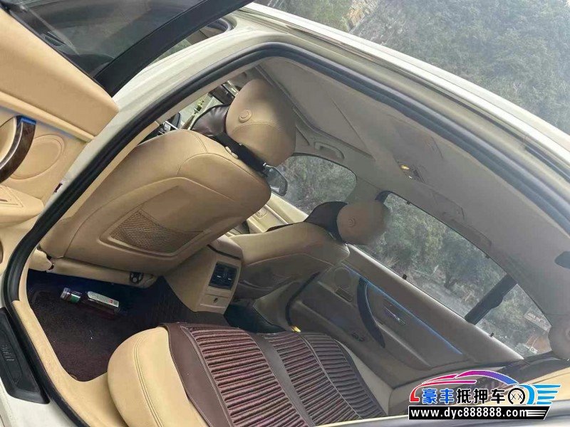 15年宝马3系轿车抵押车出售