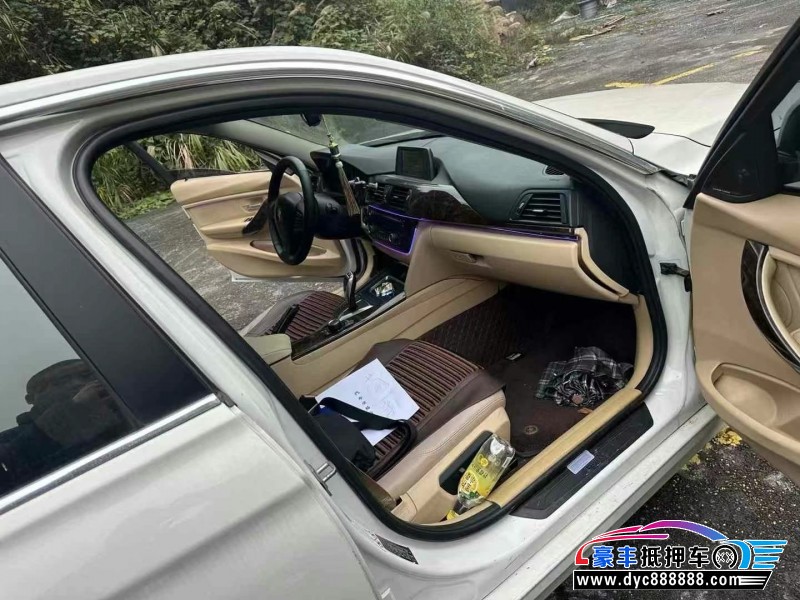 15年宝马3系轿车抵押车出售