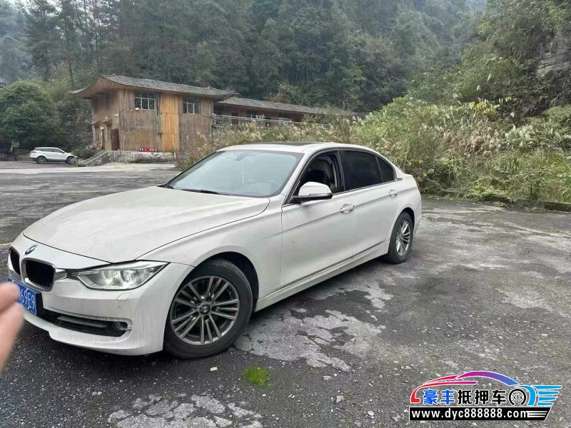 15年宝马3系轿车抵押车出售