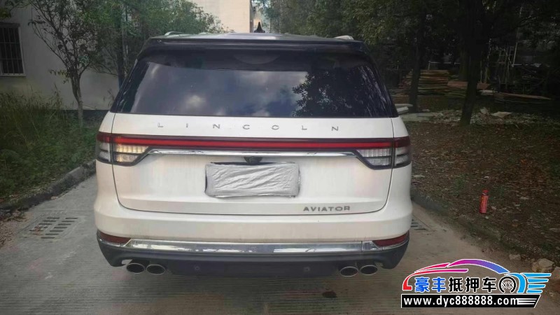 21年林肯飞行家轿车抵押车出售