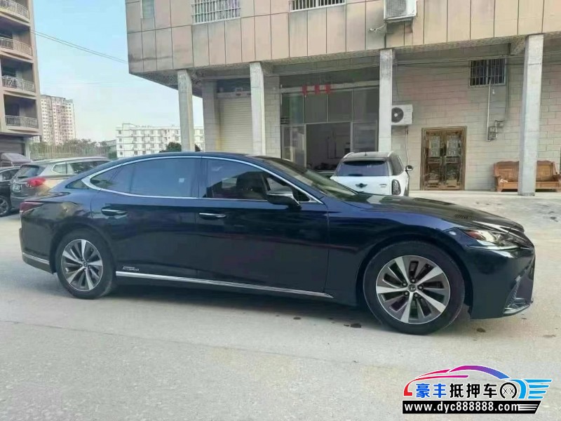 20年雷克萨斯LS轿车抵押车出售