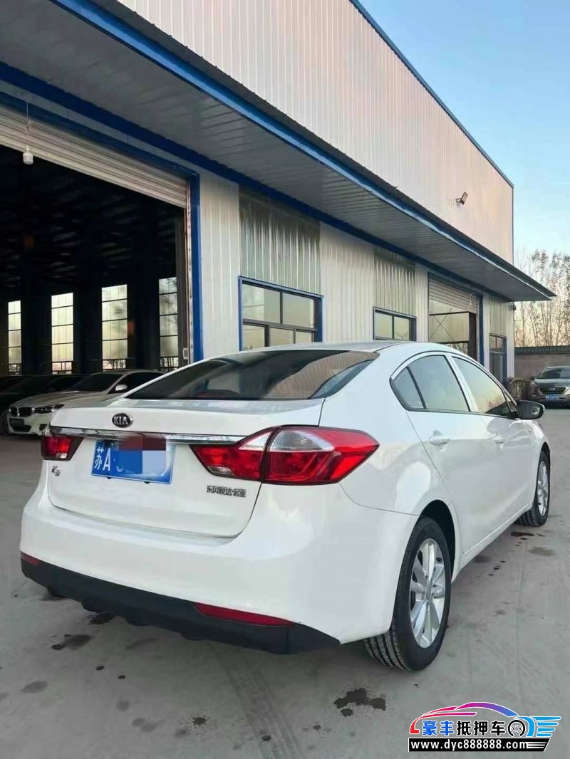 18年起亚K3轿车抵押车出售