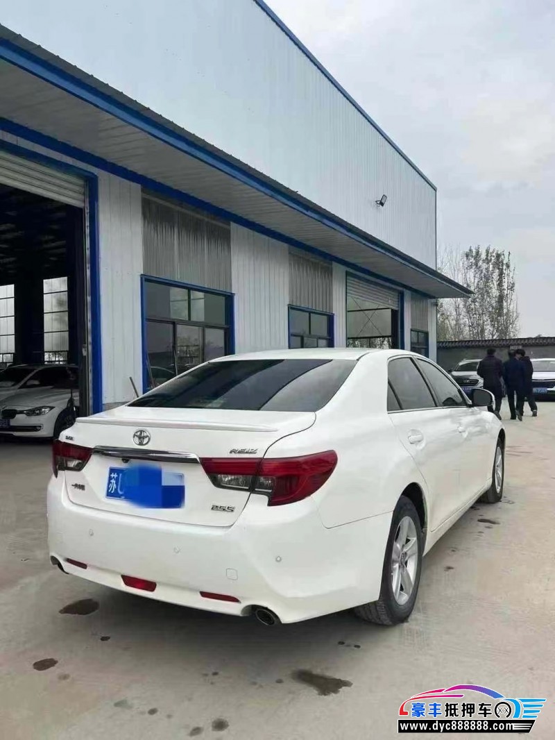 14年丰田锐志轿车抵押车出售