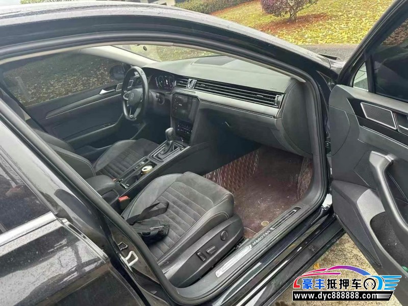 20年大众迈腾轿车抵押车出售