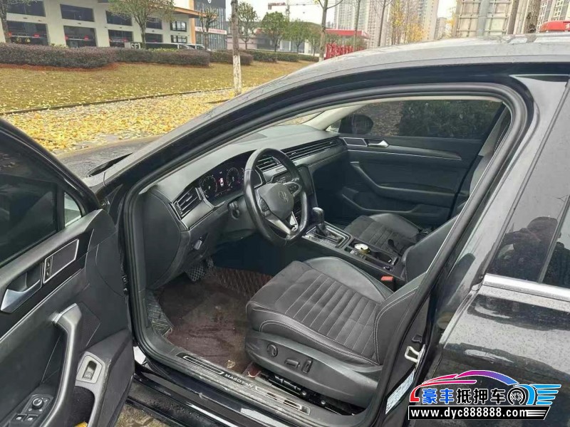 20年大众迈腾轿车抵押车出售