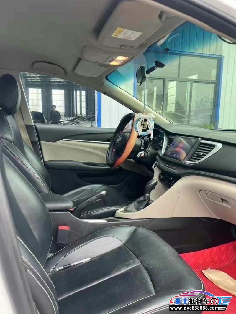 20年别克英朗轿车抵押车出售