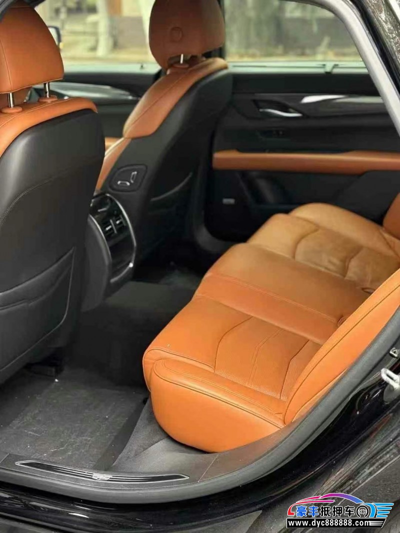 17年凯迪拉克CT6轿车抵押车出售