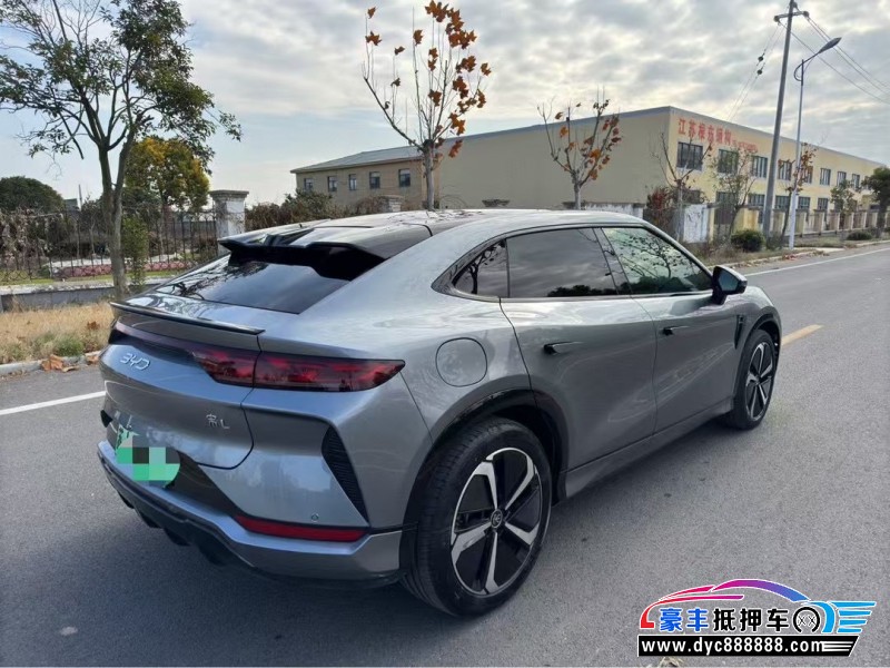 24年比亚迪宋轿车抵押车出售