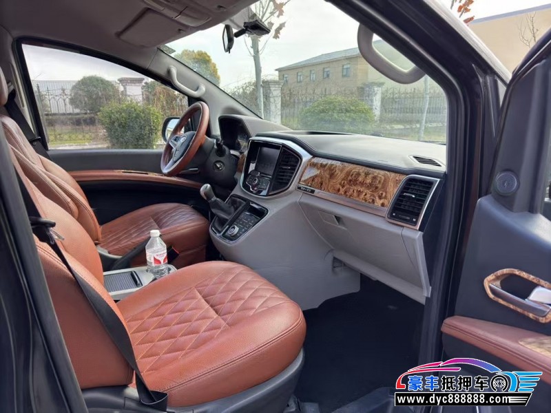 17年江淮瑞风M4轿车抵押车出售