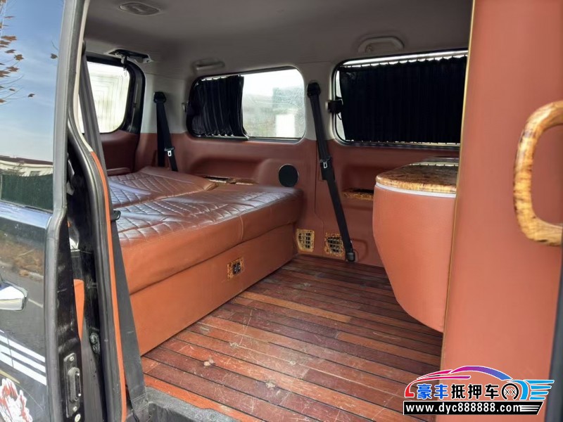 17年江淮瑞风M4轿车抵押车出售