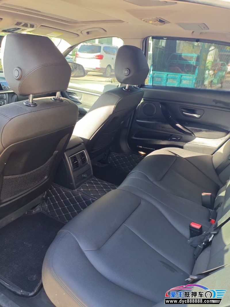 17年宝马3系轿车抵押车出售