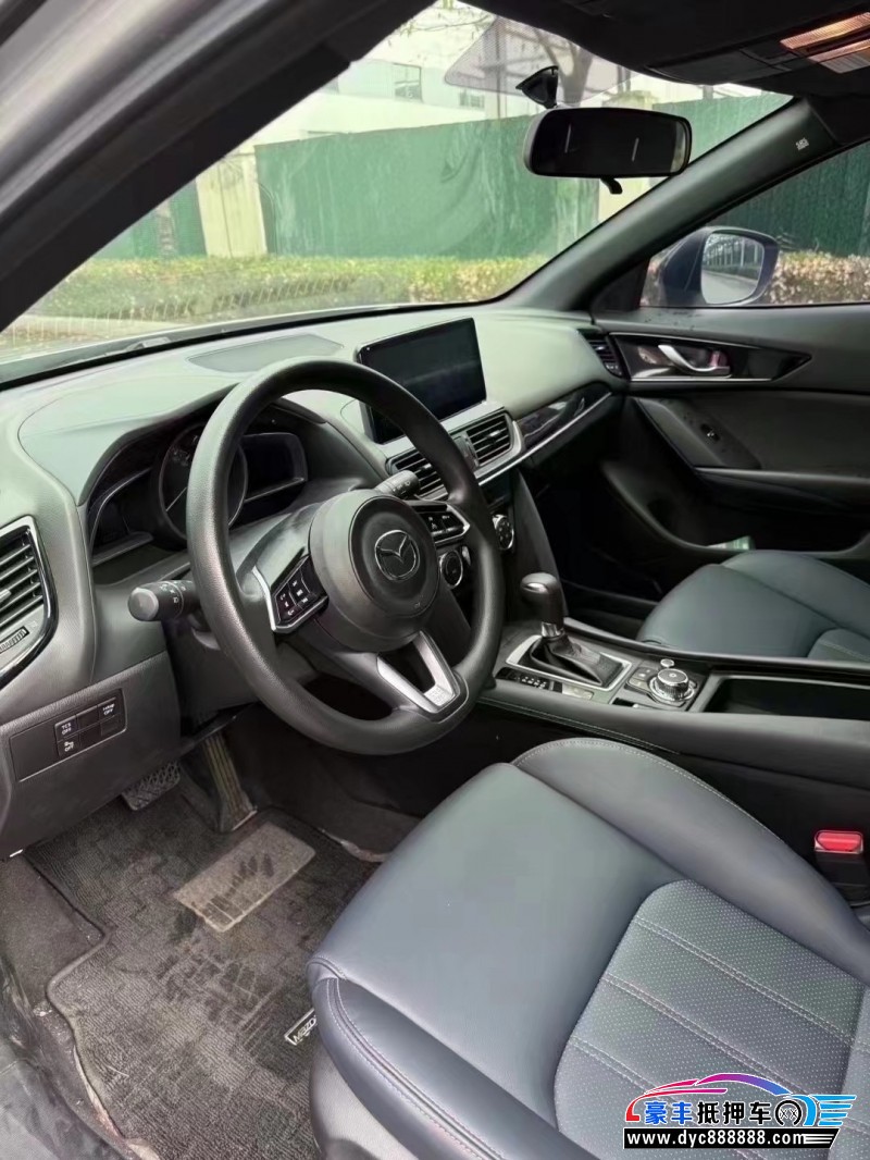 22年马自达CX-4轿车抵押车出售