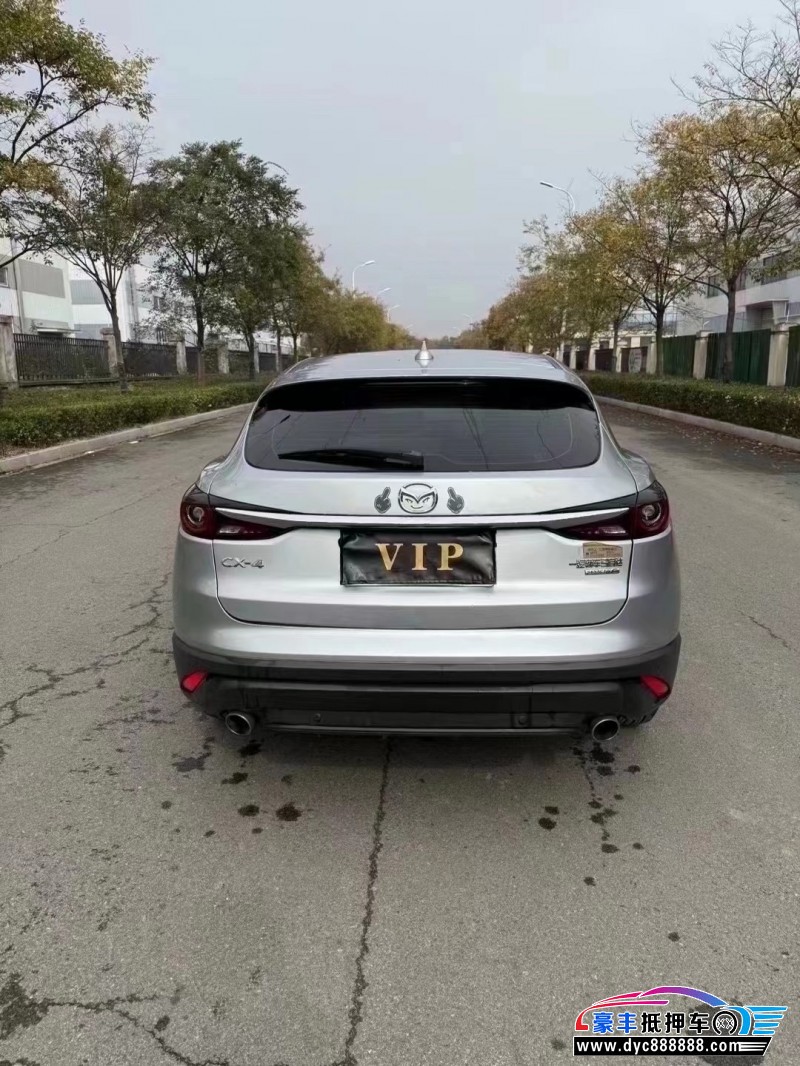 22年马自达CX-4轿车抵押车出售