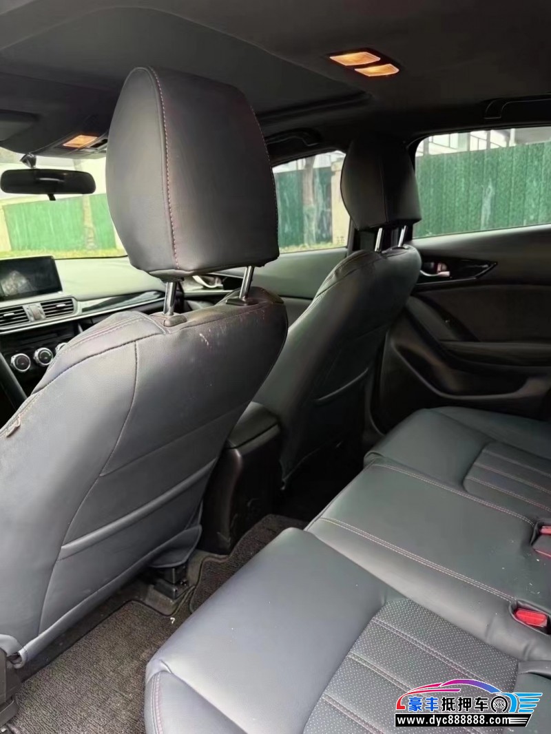 22年马自达CX-4轿车抵押车出售