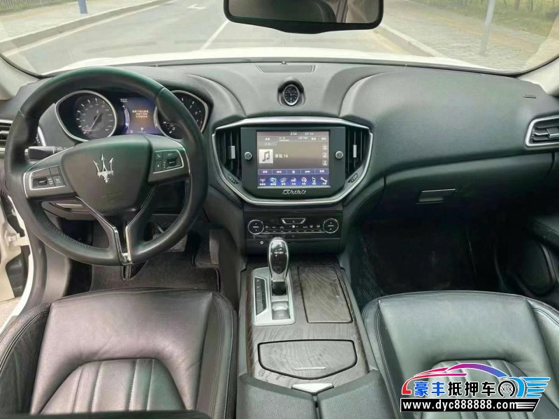 15年玛莎拉蒂Ghibli轿车抵押车出售