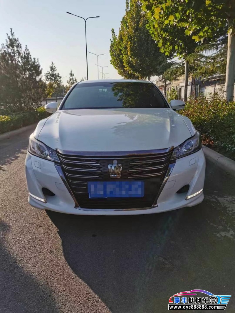 18年丰田皇冠轿车抵押车出售