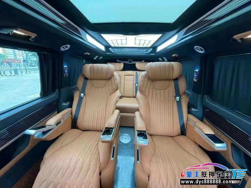 24年奔驰V轿车抵押车出售