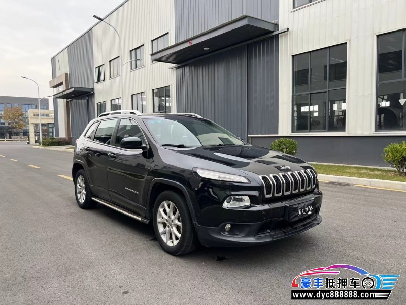 17年Jeep自由光SUV抵押车出售