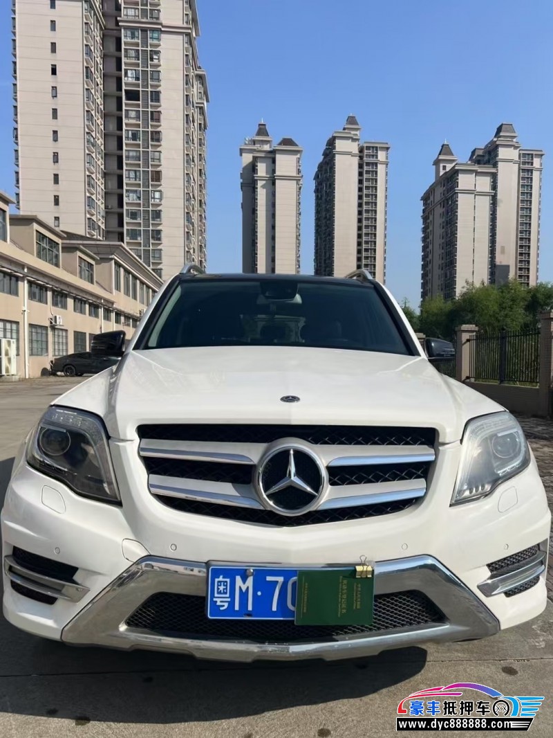 抵押车出售15年奔驰GLK级SUV