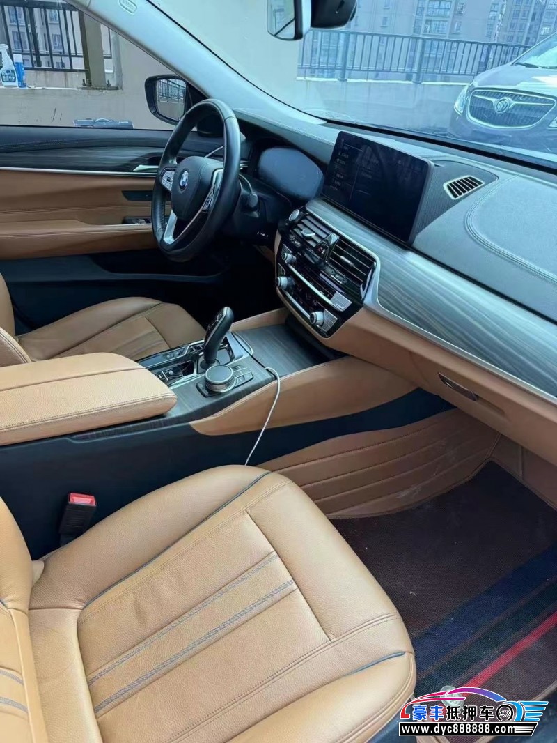 22年宝马6系GT轿车抵押车出售