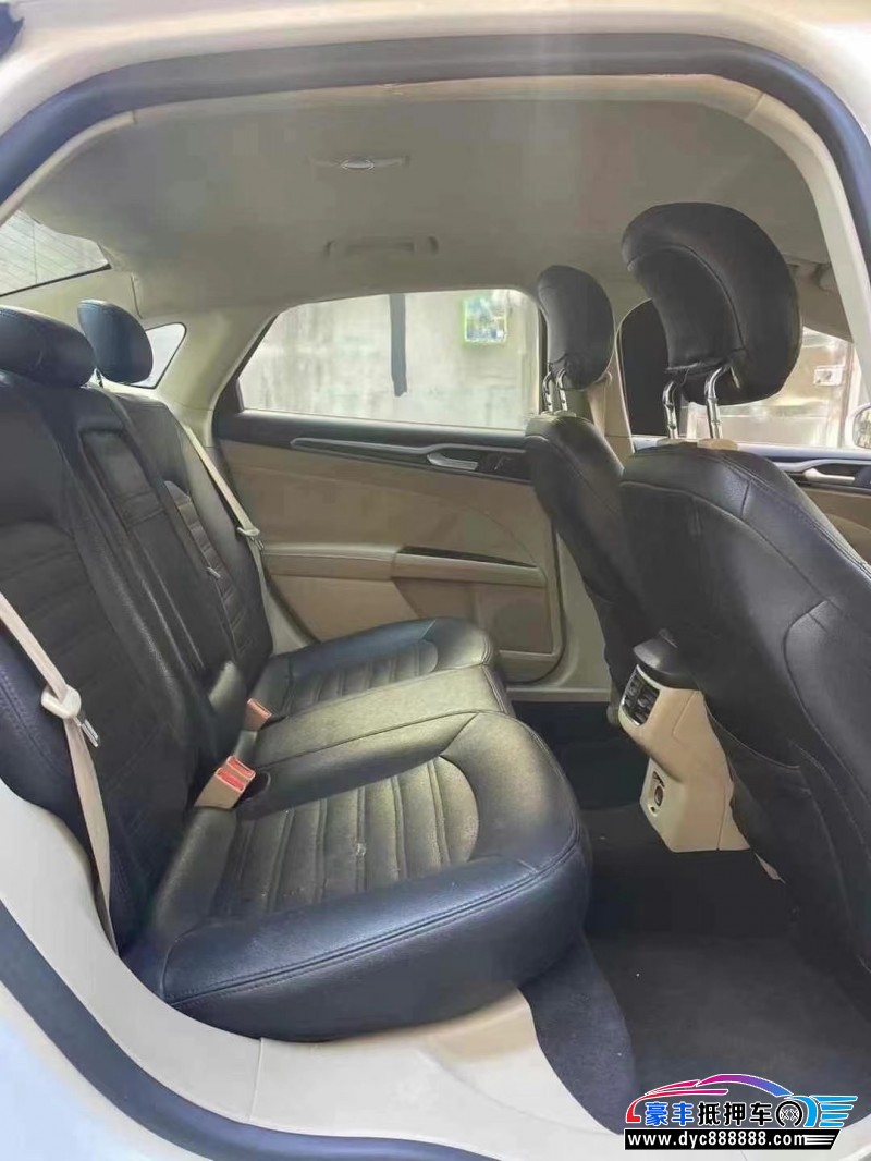 15年福特蒙迪欧轿车抵押车出售