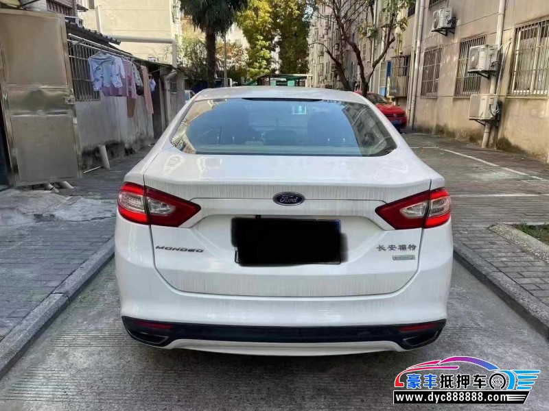 15年福特蒙迪欧轿车抵押车出售