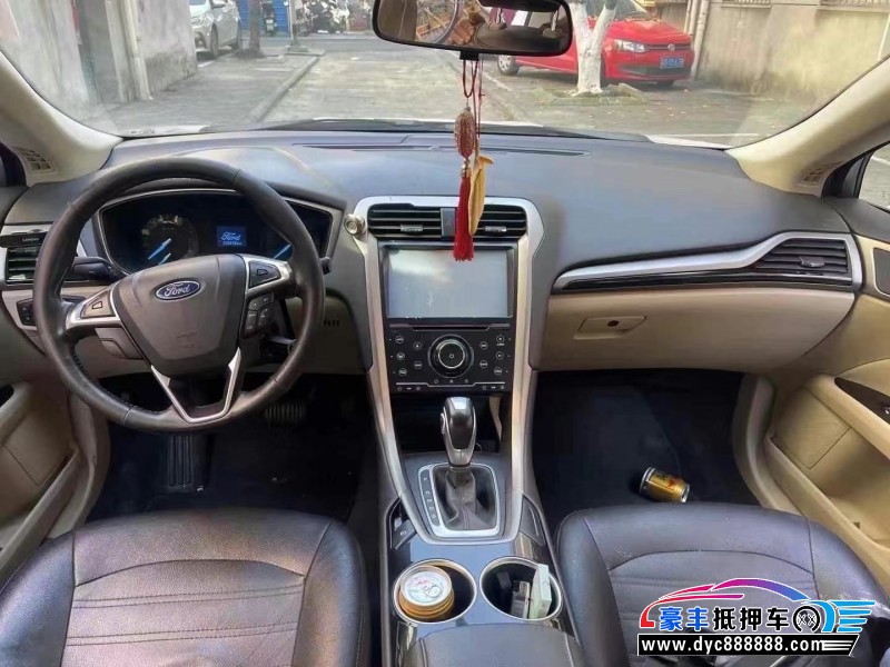 15年福特蒙迪欧轿车抵押车出售