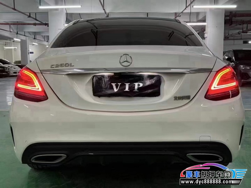 21年奔驰C轿车抵押车出售