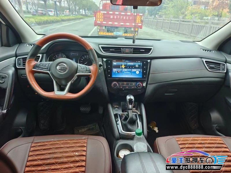 19年日产逍客轿车抵押车出售