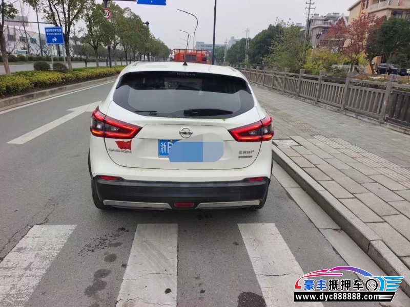 19年日产逍客轿车抵押车出售