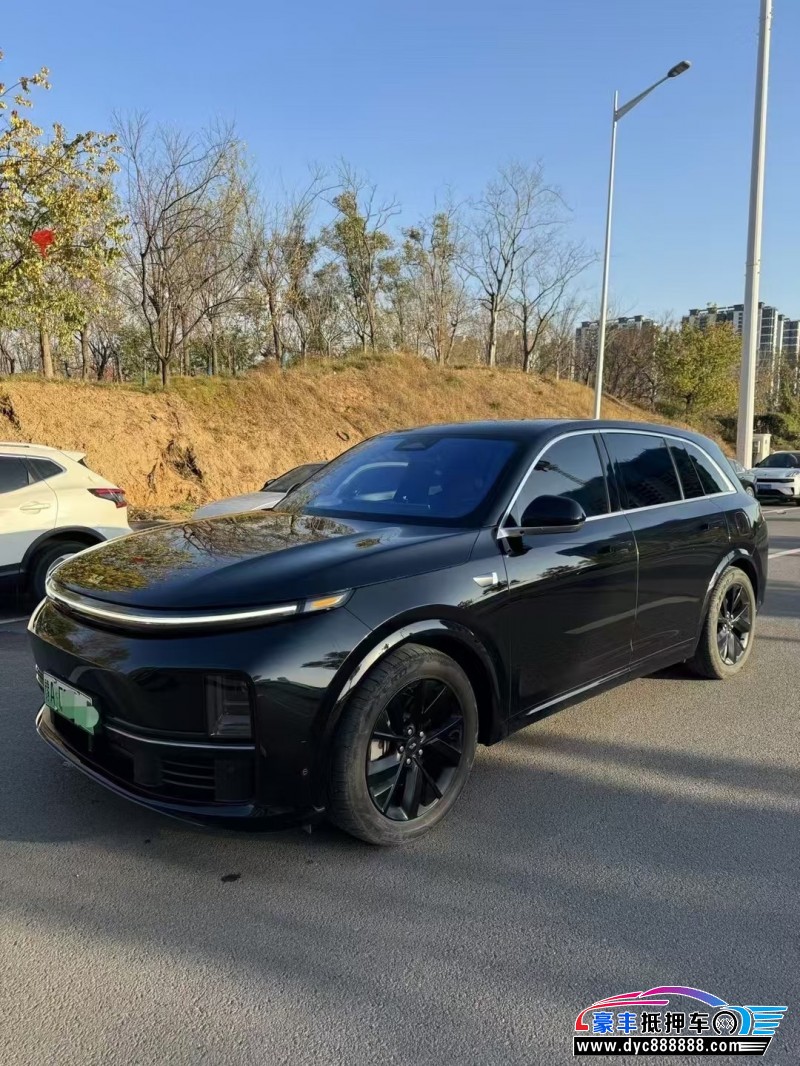 23年理想L7轿车抵押车出售