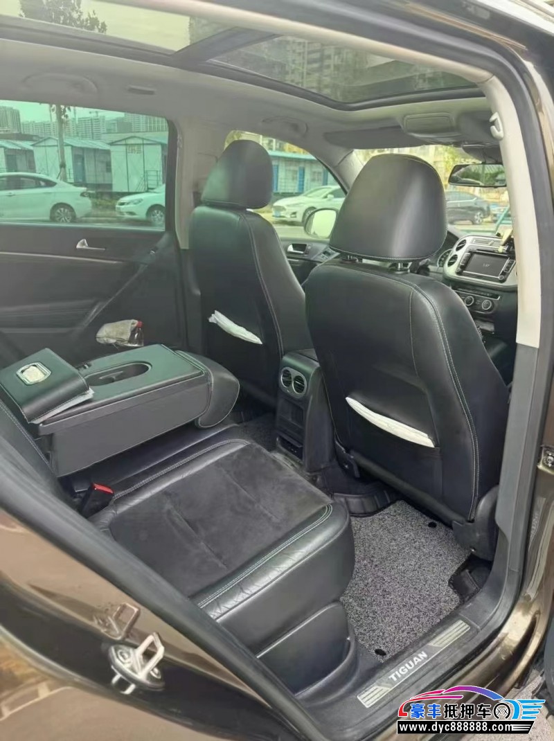 16年大众途观轿车抵押车出售