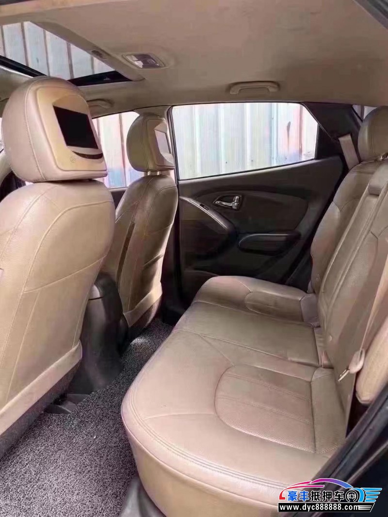 12年现代ix35SUV抵押车出售