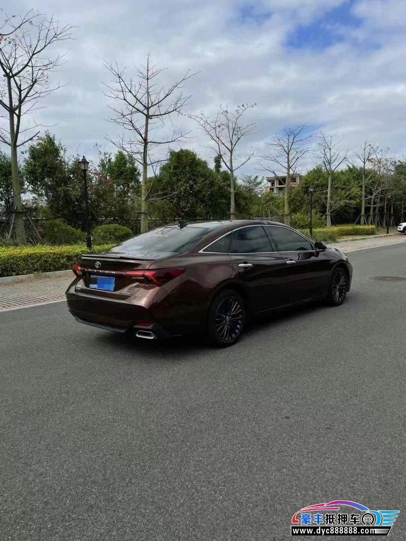 19年丰田亚洲龙轿车抵押车出售