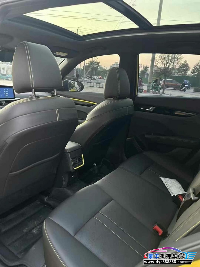 22年东风风神奕炫轿车抵押车出售