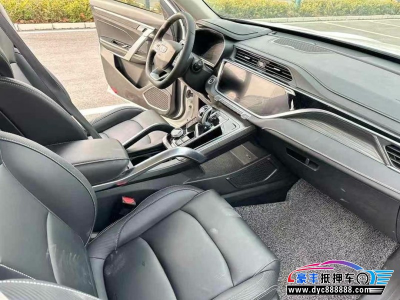 19年吉利博越轿车抵押车出售