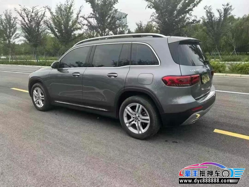 20年奔驰GLB轿车抵押车出售