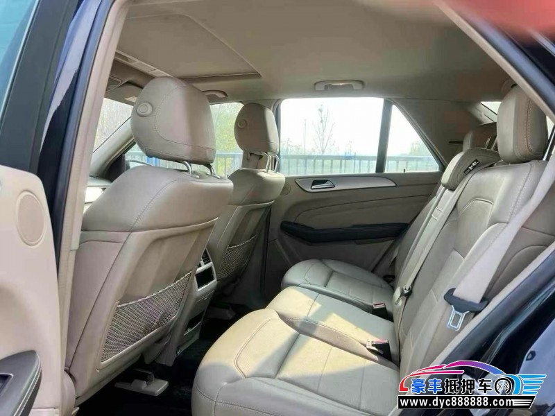 14年奔驰ML轿车抵押车出售