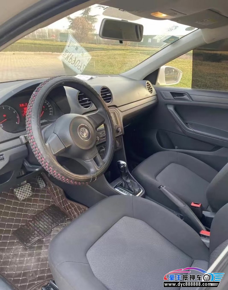 17年大众捷达轿车抵押车出售