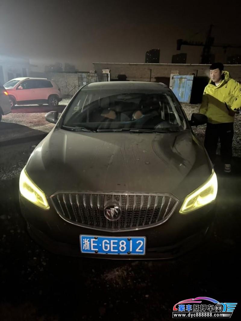 15年别克英朗轿车抵押车出售