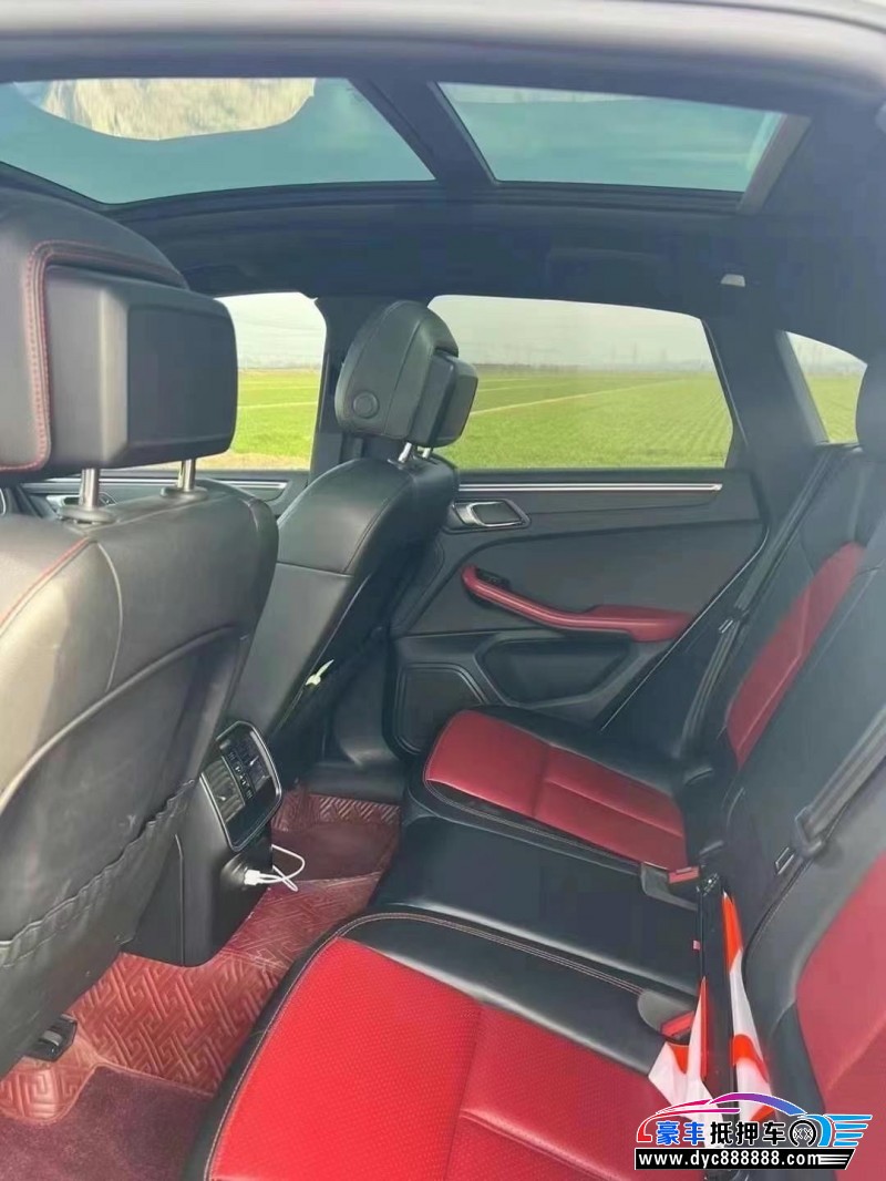 18年保时捷Macan迈凯轿车抵押车出售