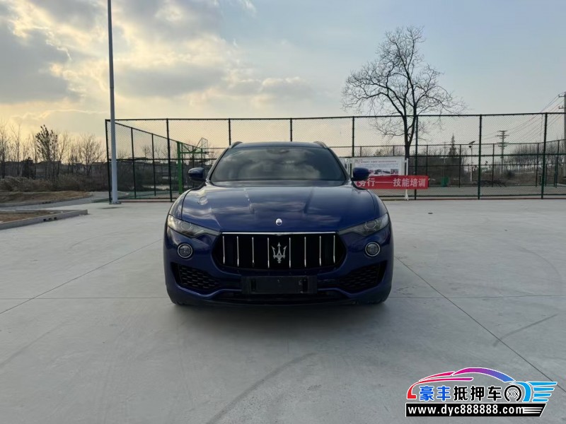 18年玛莎拉蒂莱万特轿车抵押车出售