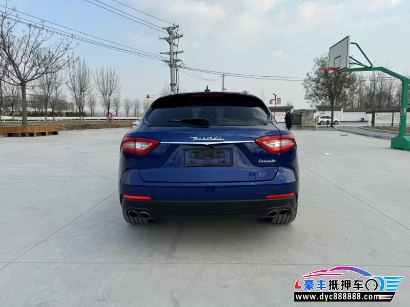 18年玛莎拉蒂莱万特轿车抵押车出售