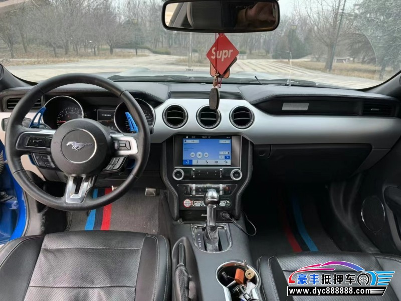 18年福特野马轿车抵押车出售