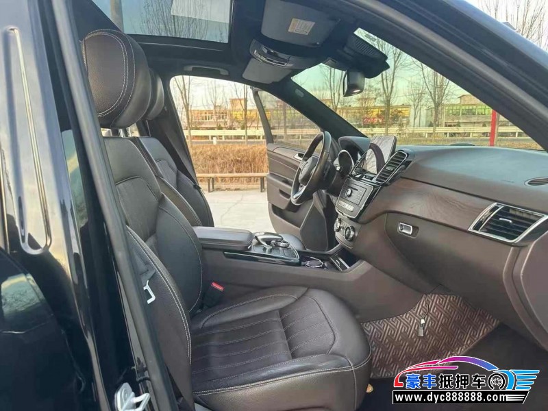 16年奔驰GLE轿车抵押车出售