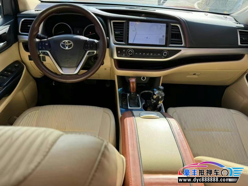 16年丰田汉兰达轿车抵押车出售