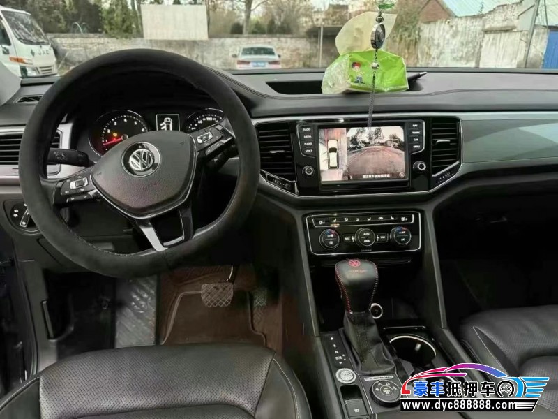 18年大众途昂轿车抵押车出售