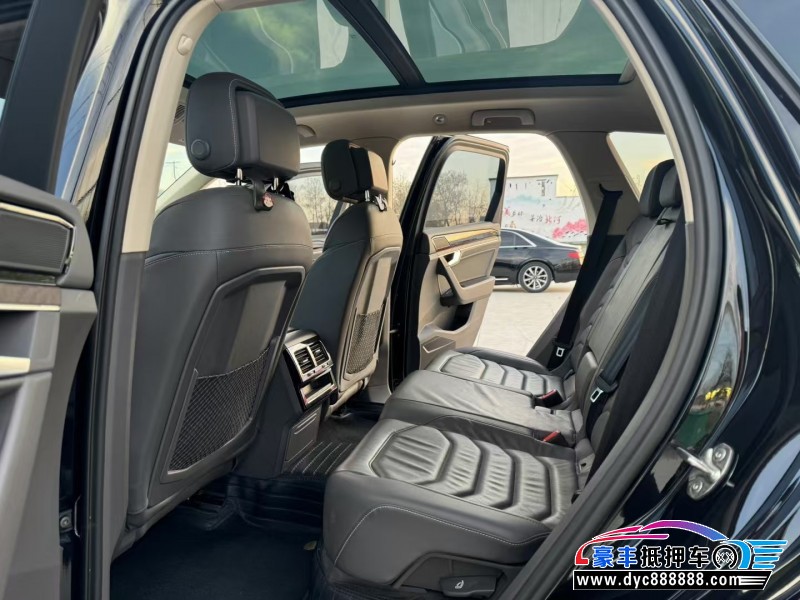 21年大众途锐轿车抵押车出售