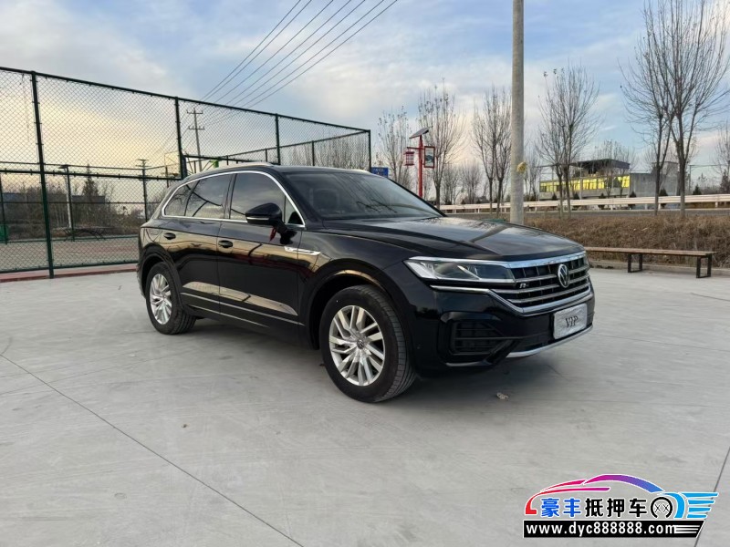 21年大众途锐轿车抵押车出售